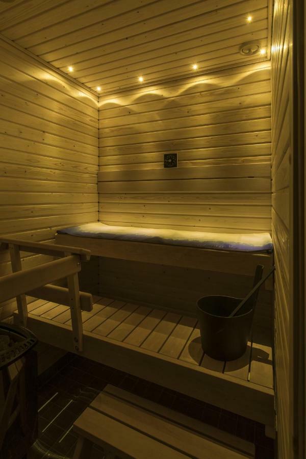 Vasko Luxurious Suites, Vasko Рованиеми Екстериор снимка